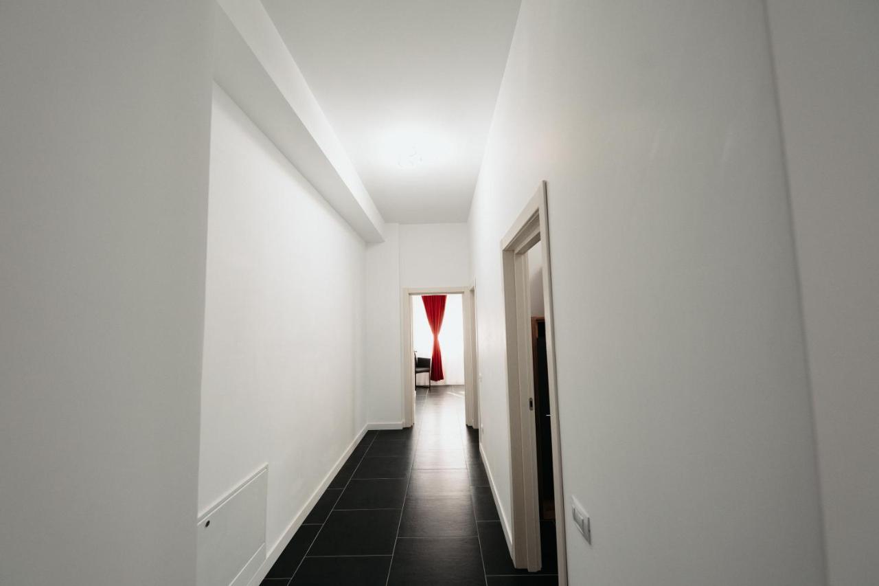 Luxury Cozy Apartments - City Center Suceava Buitenkant foto